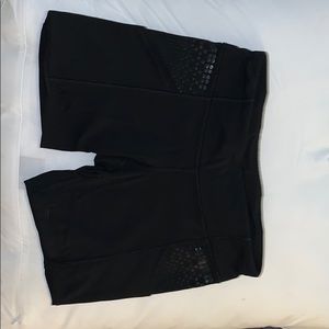 lululemon shorts🤩